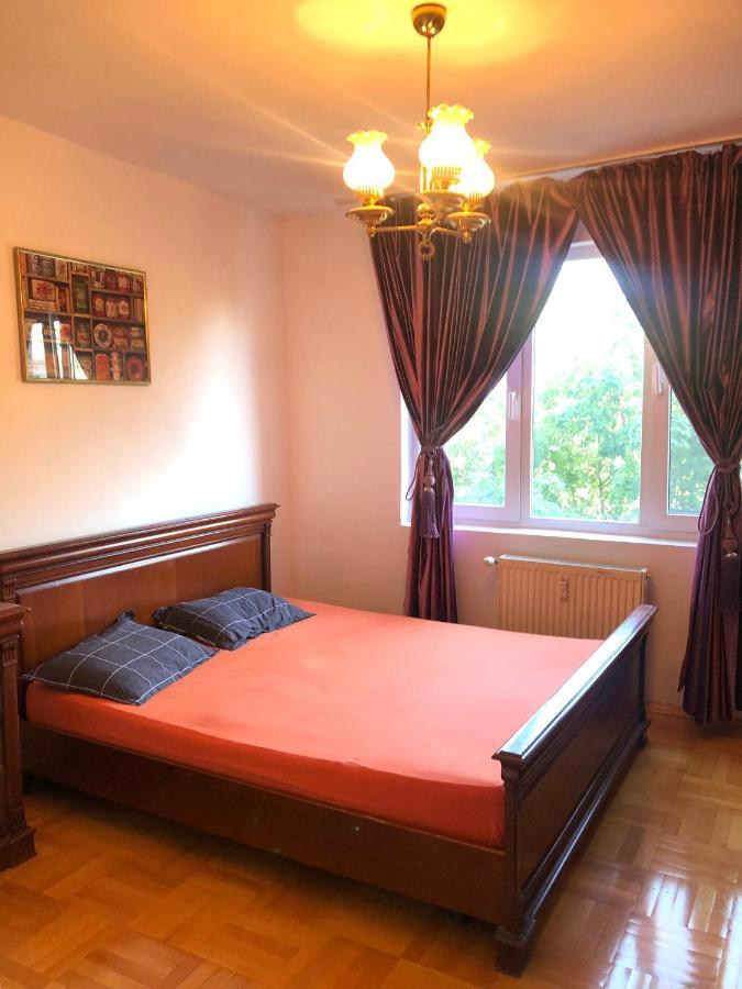 Vintage Bucharest apartment Extérieur photo